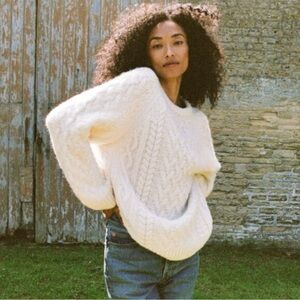 Doen Clarendon Sweater in Ivory XS/S EUC.